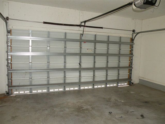 958 NW 127th Avenue, Coral Springs, FL 33071