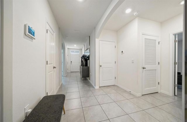 160 HICKORY COURSE LOOP, Ocala, FL 34472
