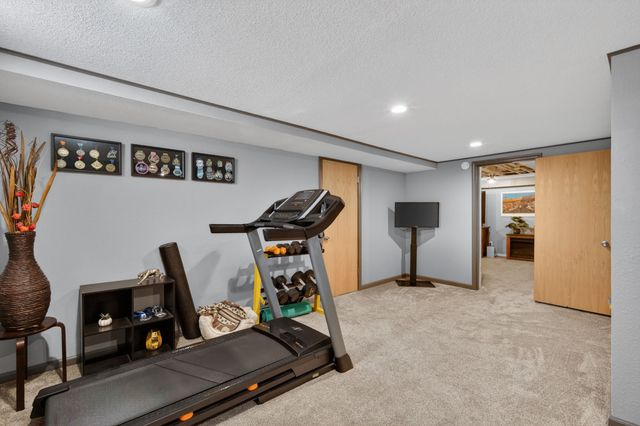 213 42nd Street, Des Moines, IA 50312