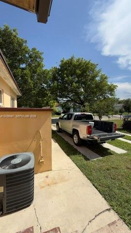 1460 SW 65th Avenue, West Miami, FL 33144
