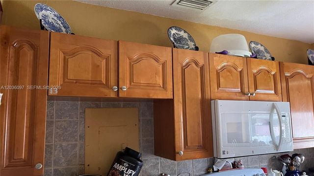 1460 SW 65th Avenue, West Miami, FL 33144
