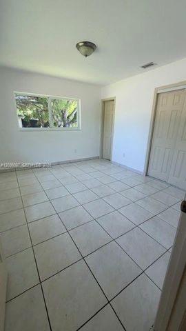 1460 SW 65th Avenue, West Miami, FL 33144