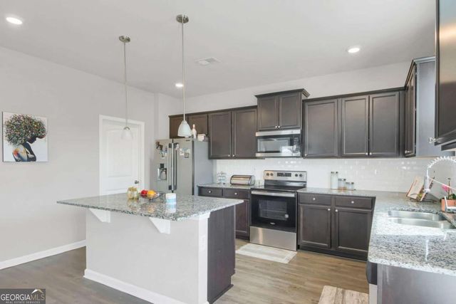 6806 Creekgate Way, Douglasville, GA 30134
