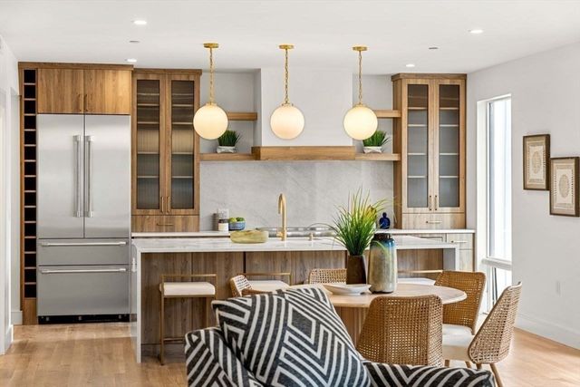 24 Wendell 4, Cambridge, MA 02138