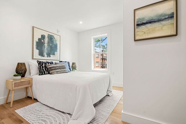 24 Wendell 4, Cambridge, MA 02138