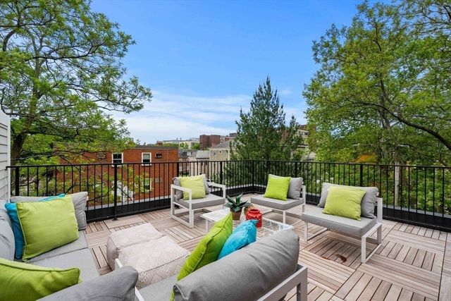 24 Wendell 4, Cambridge, MA 02138