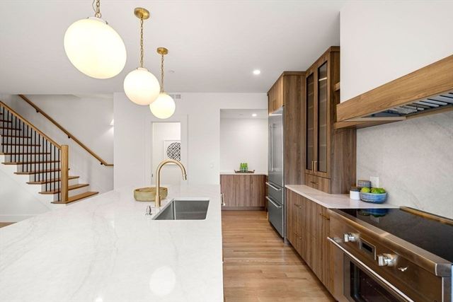 24 Wendell 4, Cambridge, MA 02138