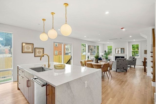 24 Wendell 4, Cambridge, MA 02138