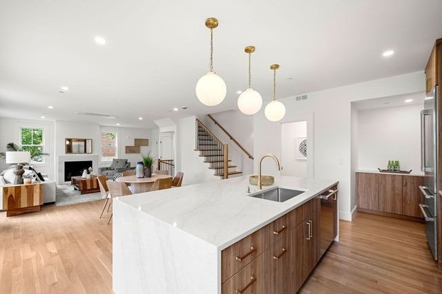 24 Wendell 4, Cambridge, MA 02138