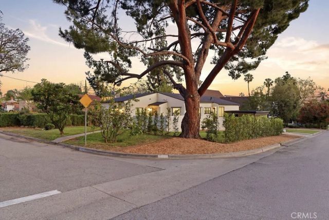 452 Colman, Altadena, CA 91001