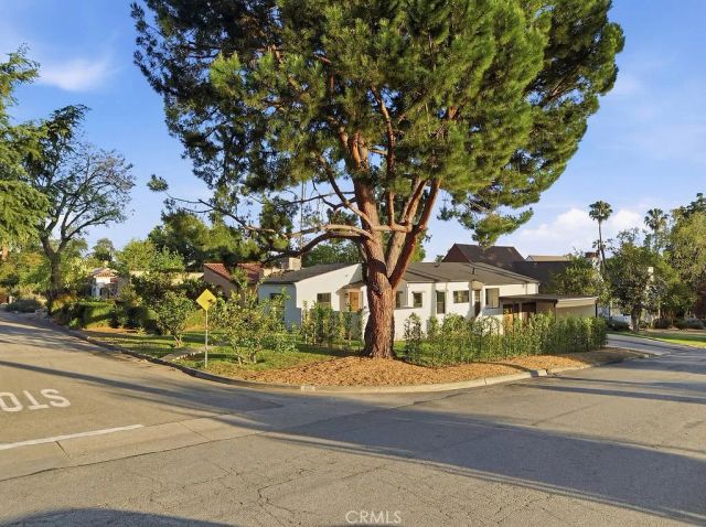 452 Colman, Altadena, CA 91001