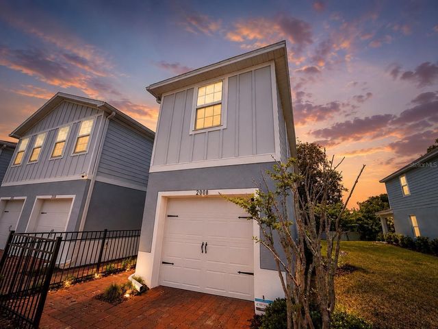 2008 EDISON POINTE BOULEVARD, South Daytona, FL 32119
