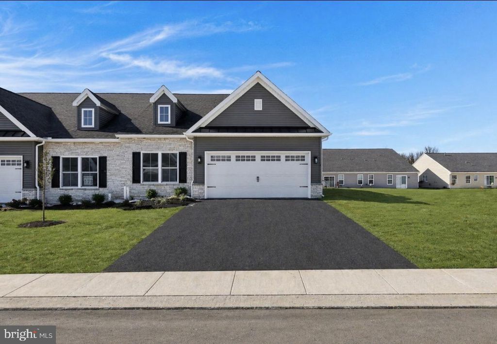 108 HILLARD FLD, Lancaster, PA 17603