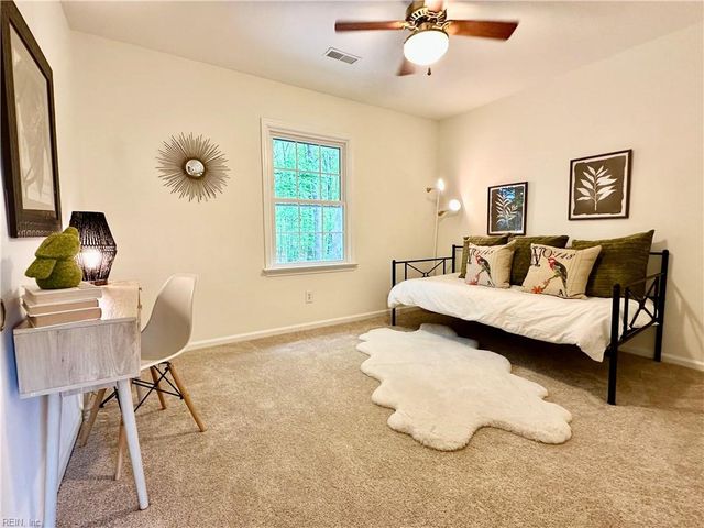 15 Willis CT, Poquoson, VA 23662