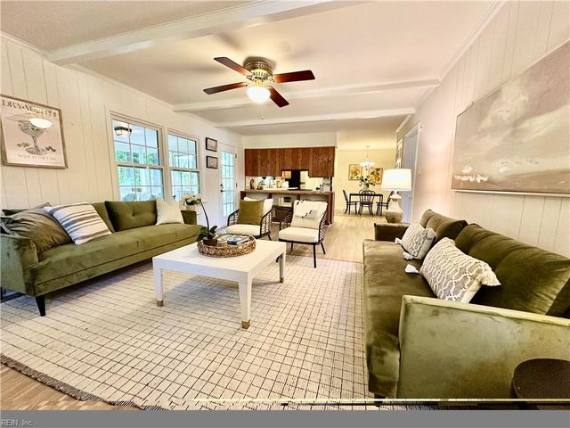 15 Willis CT, Poquoson, VA 23662