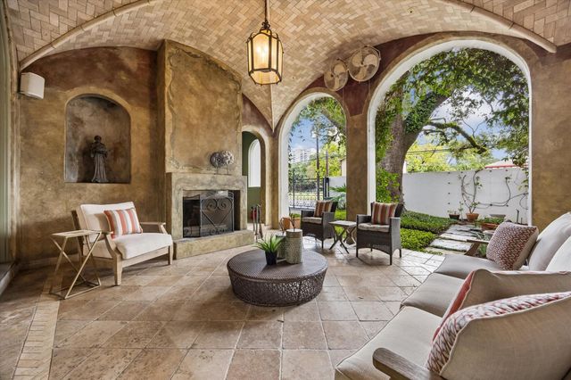 5120 Mt Vernon, Houston, TX 77006