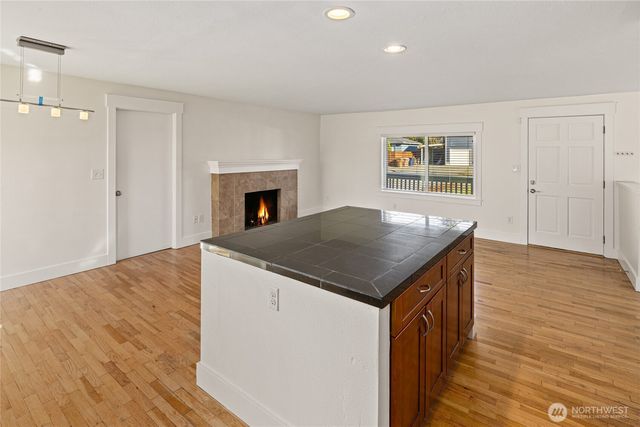 6826 N 11th Street, Tacoma, WA 98406