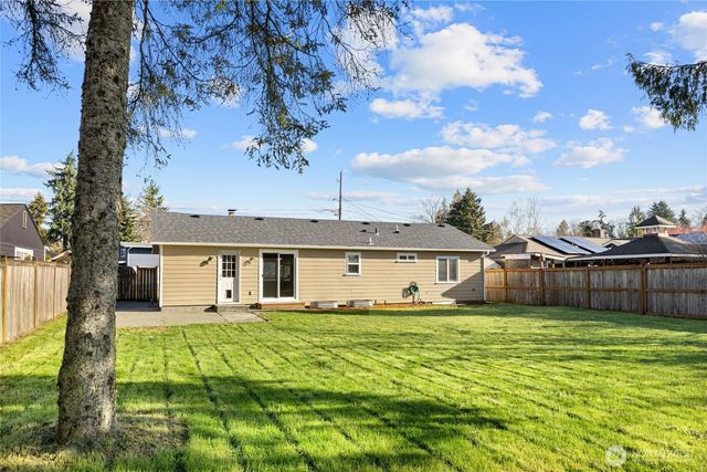 6826 N 11th Street, Tacoma, WA 98406