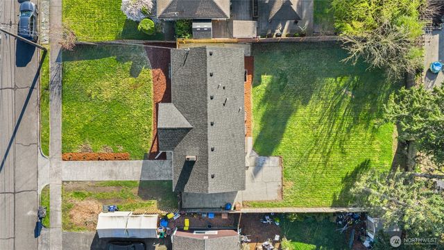 6826 N 11th Street, Tacoma, WA 98406