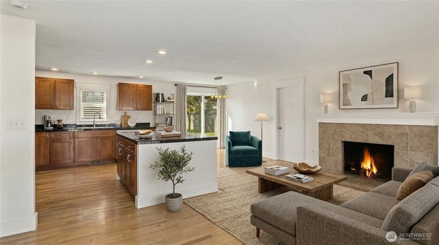 6826 N 11th Street, Tacoma, WA 98406