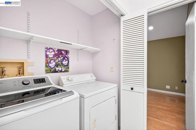 3861 Vine St, Pleasanton, CA 94566