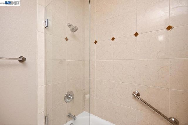 3861 Vine St, Pleasanton, CA 94566