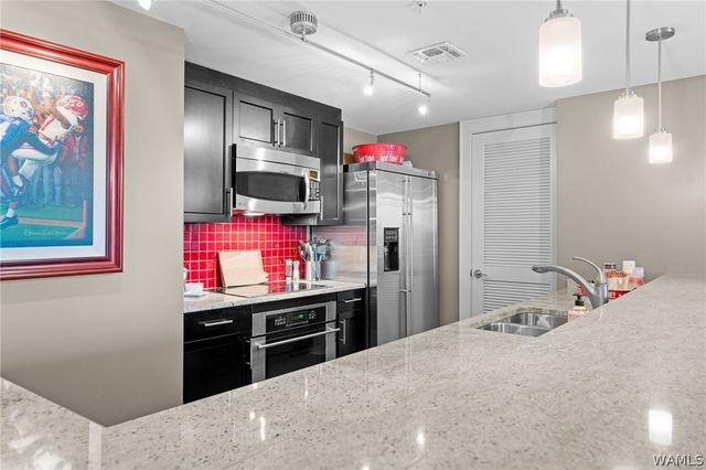 1018 Hackberry 302, Tuscaloosa, AL 35401