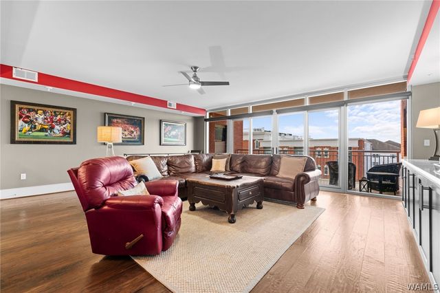 1018 Hackberry 302, Tuscaloosa, AL 35401