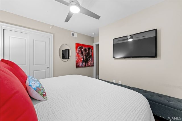 1018 Hackberry 302, Tuscaloosa, AL 35401