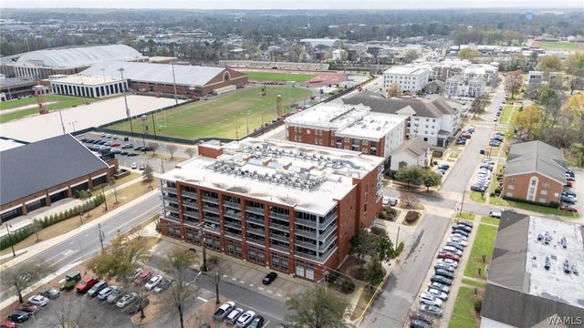 1018 Hackberry 302, Tuscaloosa, AL 35401