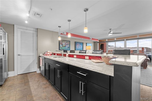 1018 Hackberry 302, Tuscaloosa, AL 35401