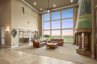 5136 W Bluff Avenue, Fresno, CA 93722