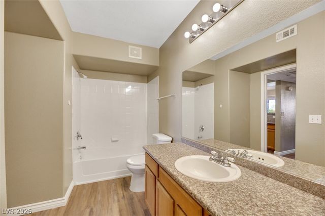 7255 SUNSET Road 2035, Las Vegas, NV 89113