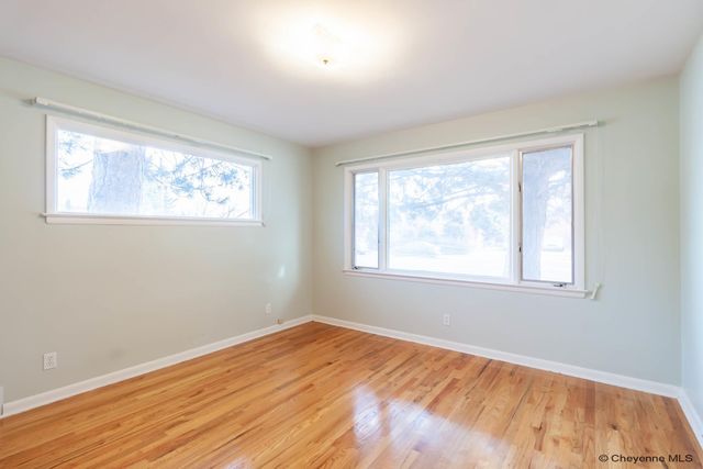 1518 HOT SPRINGS AVE, Cheyenne, WY 82001