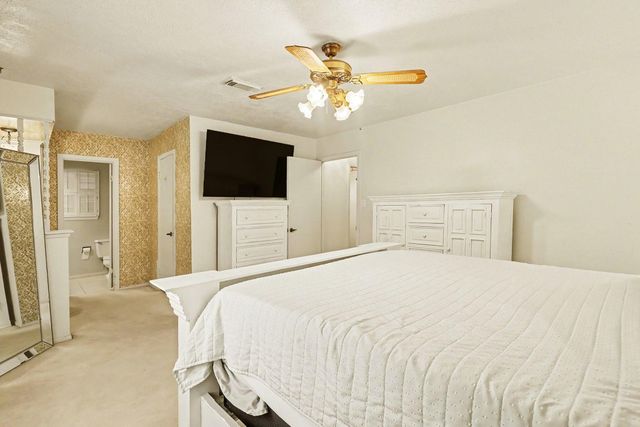 631 Bayview Drive, El Lago, TX 77586