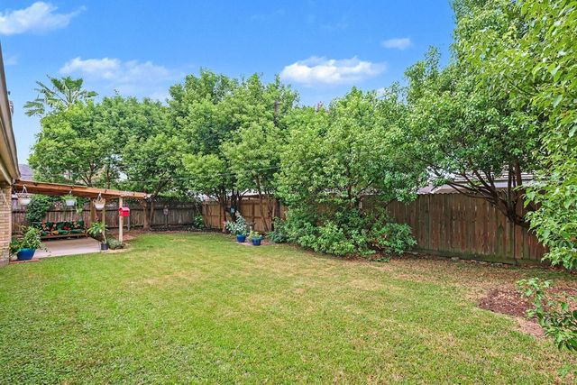 631 Bayview Drive, El Lago, TX 77586