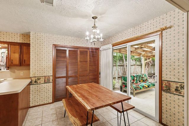 631 Bayview Drive, El Lago, TX 77586