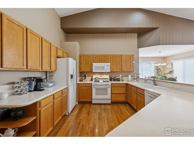 729 Brookside Dr, Longmont, CO 80504