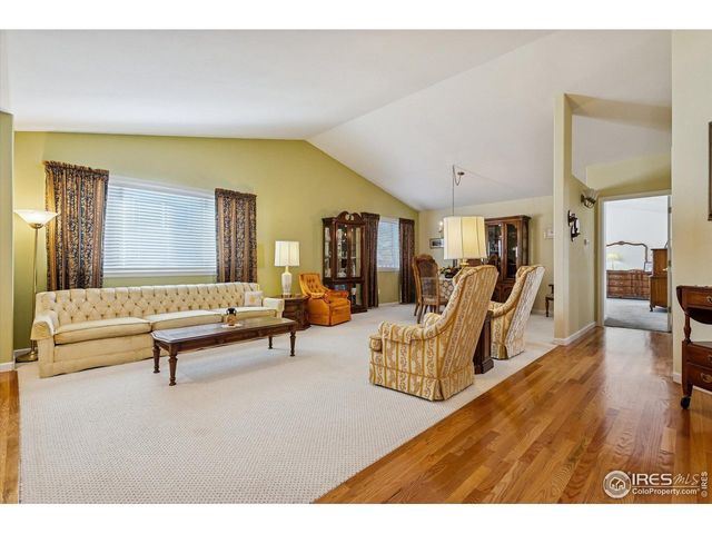 729 Brookside Dr, Longmont, CO 80504