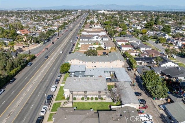 4336 N Lakewood, Long Beach, CA 90808