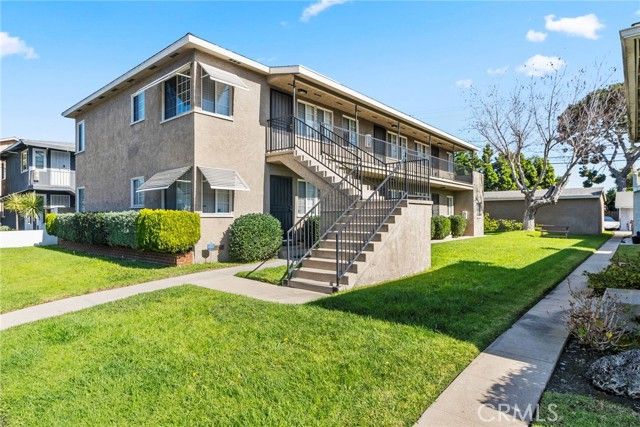 4336 N Lakewood, Long Beach, CA 90808