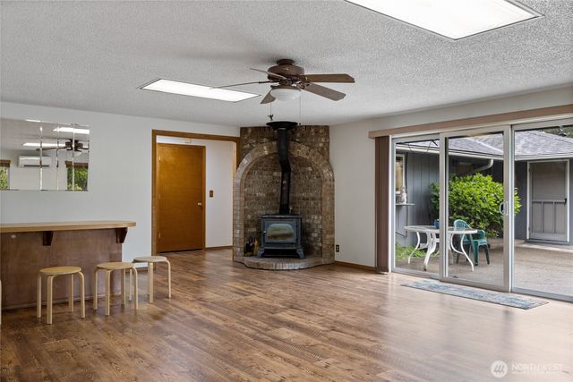 11601 86th Avenue E, Puyallup, WA 98373