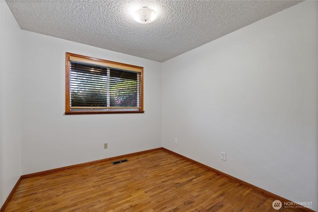 11601 86th Avenue E, Puyallup, WA 98373