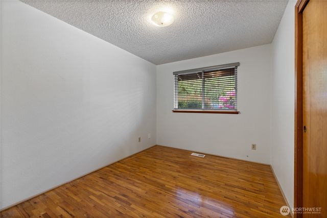 11601 86th Avenue E, Puyallup, WA 98373