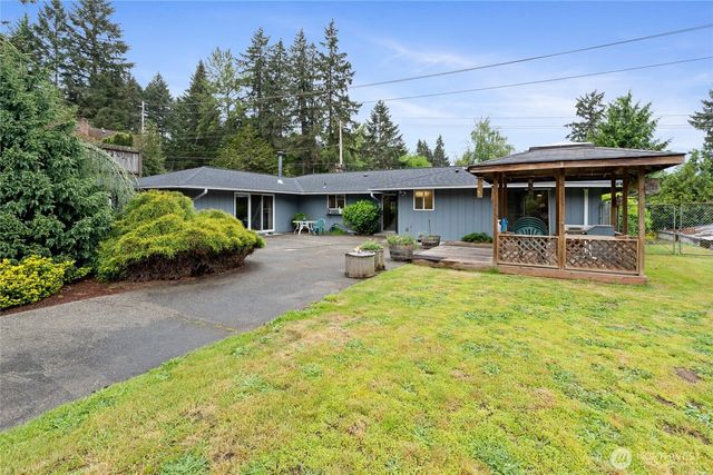 11601 86th Avenue E, Puyallup, WA 98373