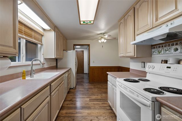 11601 86th Avenue E, Puyallup, WA 98373