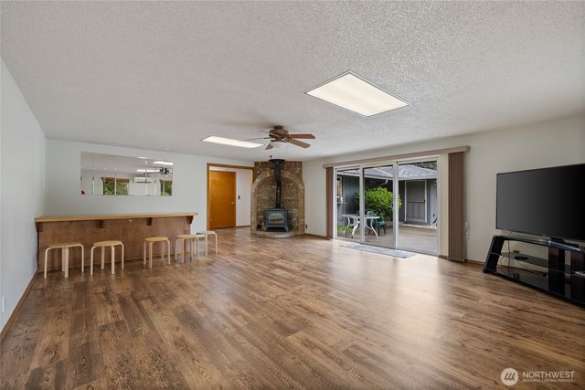 11601 86th Avenue E, Puyallup, WA 98373