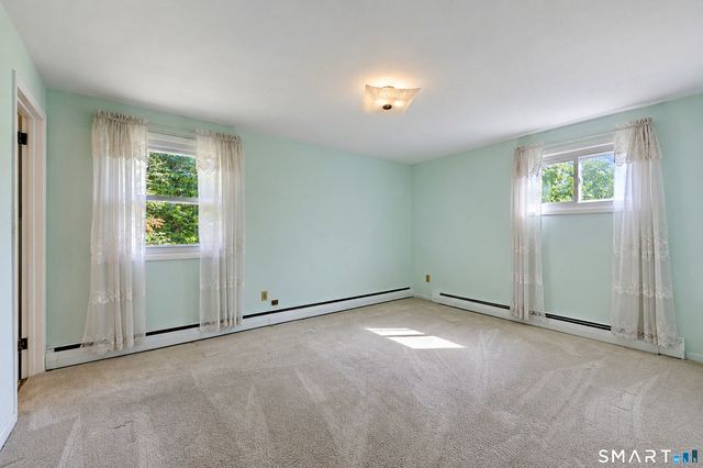 17 Oakridge Drive, Ledyard, CT 06335