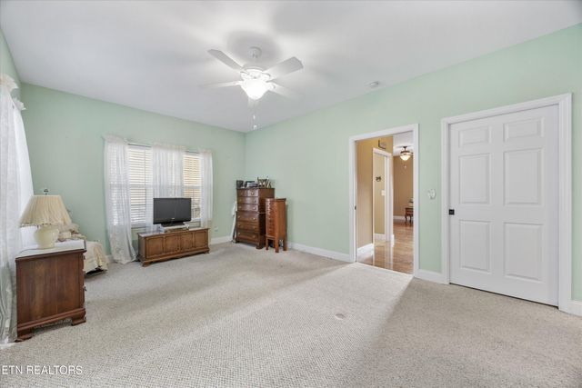 117 Willowcreek Blvd, Sweetwater, TN 37874