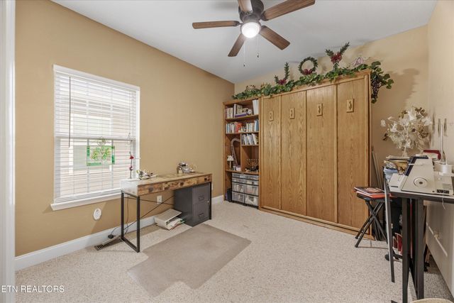 117 Willowcreek Blvd, Sweetwater, TN 37874